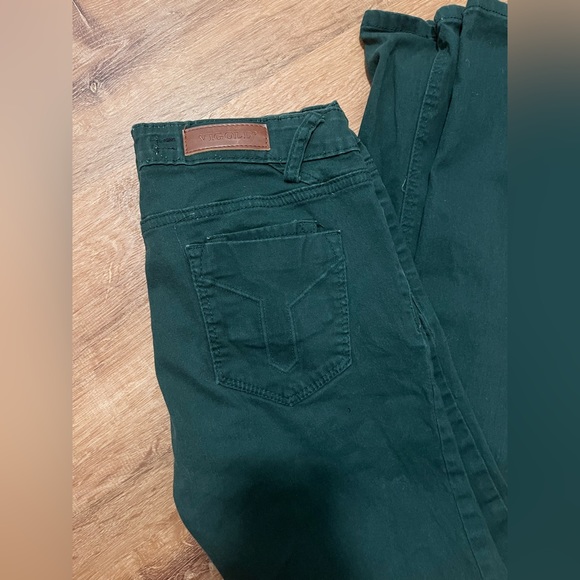 Vigold Forest Green Skinny Jeans double button closure. Pockets. Like new! - Picture 6 of 6